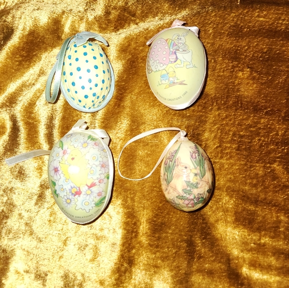 1980's Easter Decor Eggs Set of 4 - Picture 2 of 13